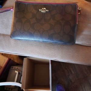 Coach wrislet wallet